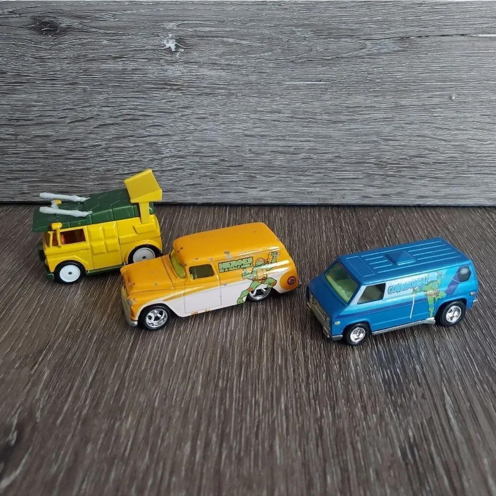 Hot Wheels yellow green